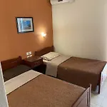 Manos * Paralía