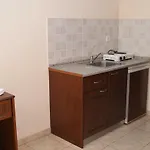 Manos Szálloda *