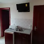 Hotel Manos