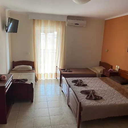 Manos Hotel
