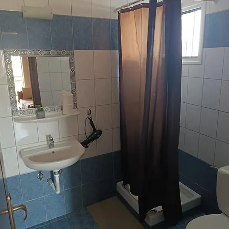 Manos Hotel