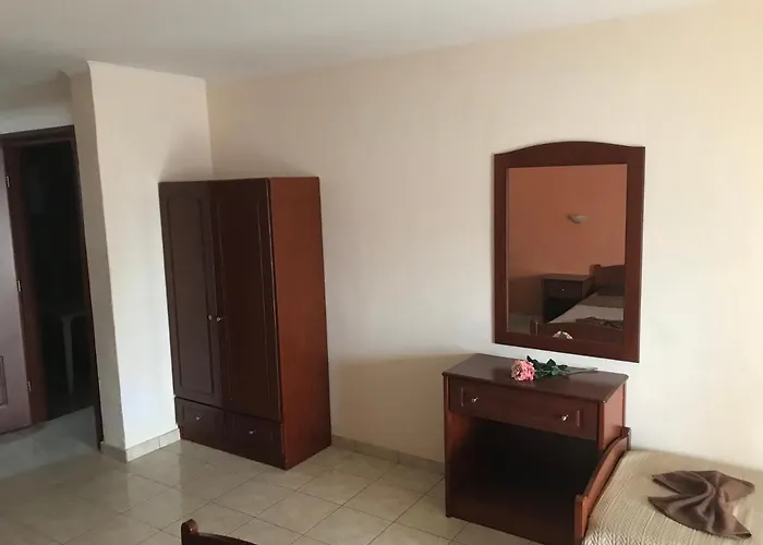 Manos Hotel Paralía